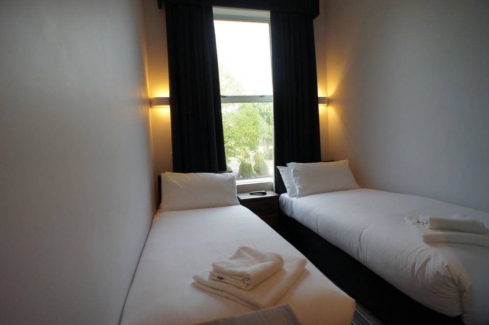 Applewood Hotel Борнмут Экстерьер фото