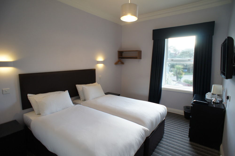 Applewood Hotel Борнмут Экстерьер фото