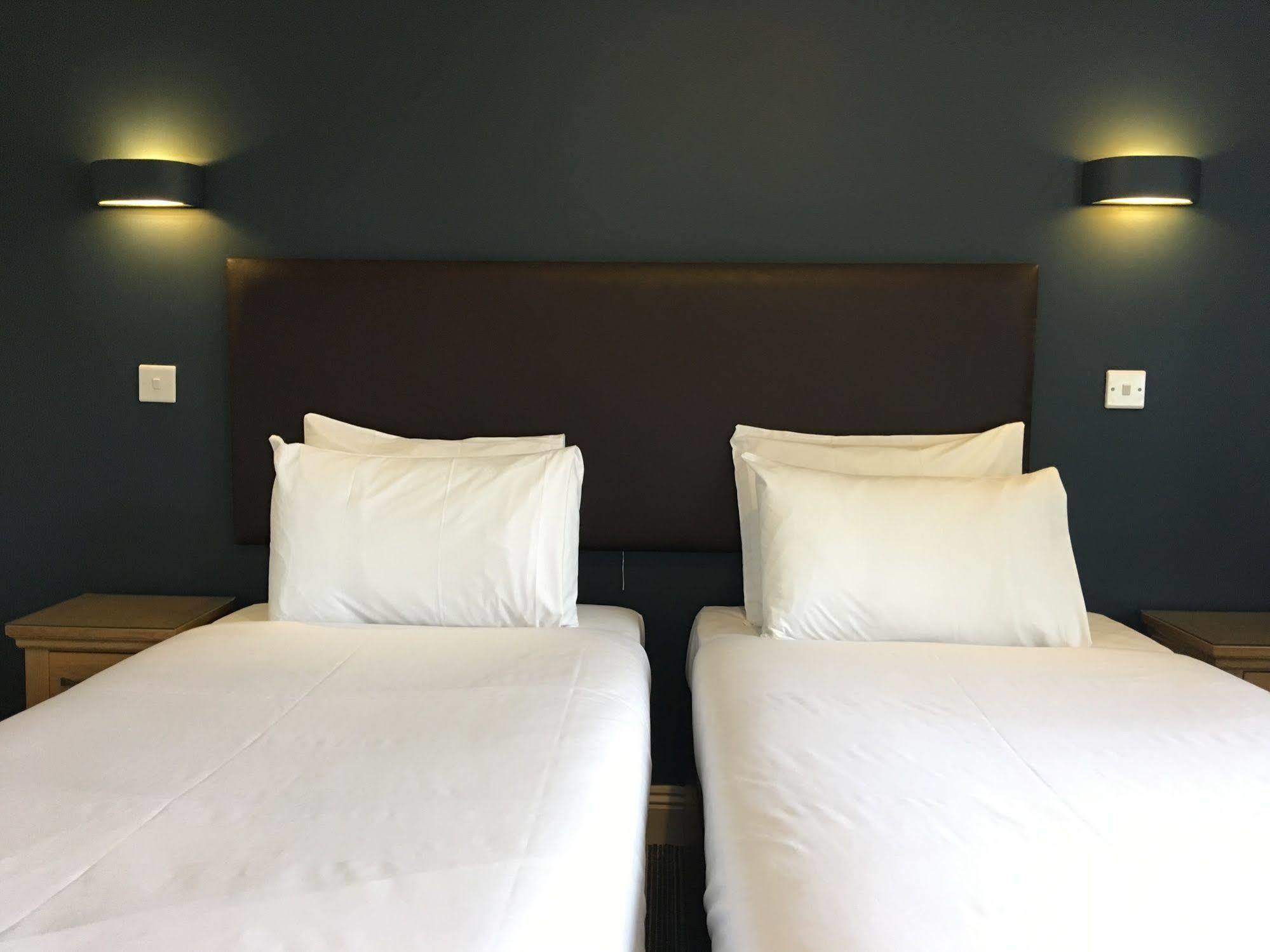 Applewood Hotel Борнмут Экстерьер фото